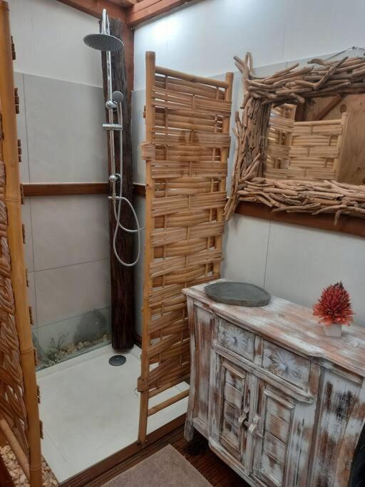 Bungalow Atypique Ti Bambou A 500M De La Plage แซนต์-อาน ภายนอก รูปภาพ
